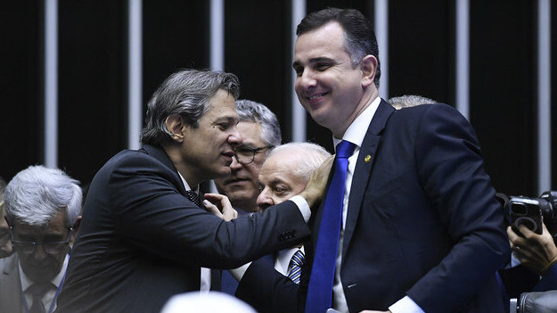 haddad-tenta-acordo-com-congresso,-mas-base-do-governo-diverge-sobre-mp-da-reoneracao